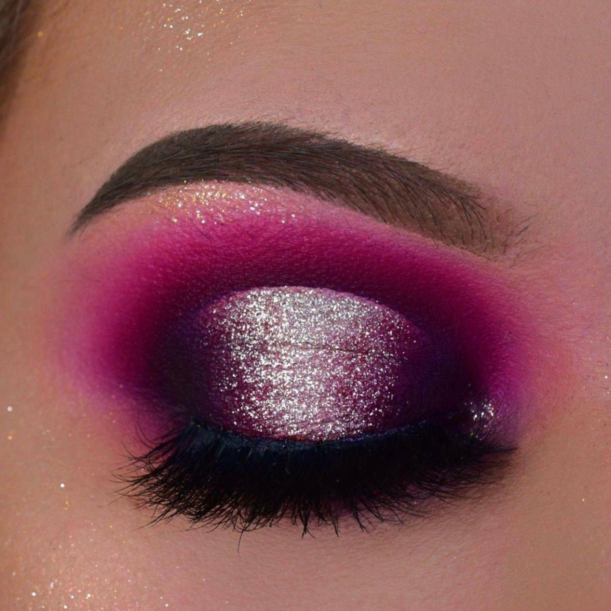Icy, Silvery-White Gold, fine glitter, glitter dust, diamond dust, glitter, gold glitter, white gold, silver gold, glitter looks, glitter makeup, eye glitter, eyeshadow, eye makeup, makeup, eye glitter looks, sparkly eye makeup, glam eye makeup, make up, glitz, pro glitz, proglitz, dreaming of eyeshadow, gold glitter, silver glitter, gold glitter, pretty eye makeup, best eye glitter, cosmetic glitter, cosmetic eye glitter,